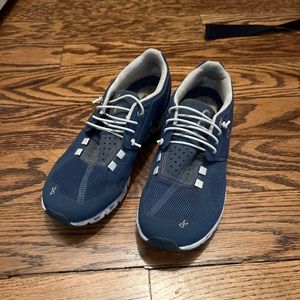 On running oncloud shoes